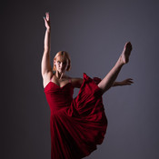 Dancers in studio photo shoot: Lucija Jalincienė <em>Photo: © Saša Huzjak</em>