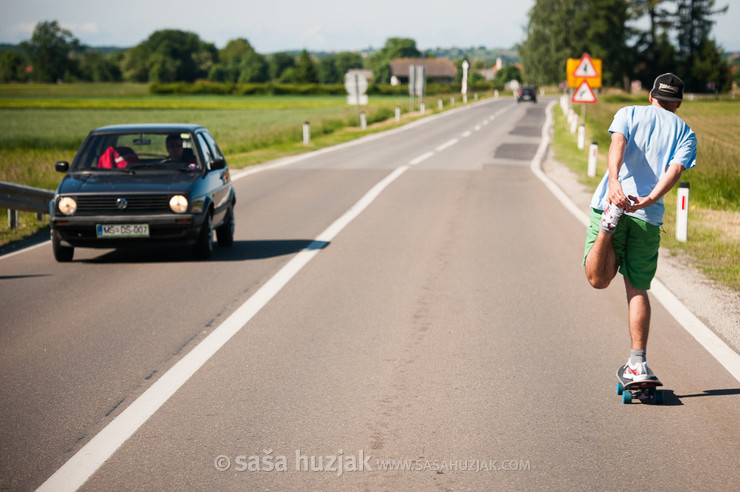 Stretching on the road @ Skejtaj s srcem, Dolga vas - Izola (Slovenia), 20/05 > 26/05/2013 <em>Photo: © Saša Huzjak</em>