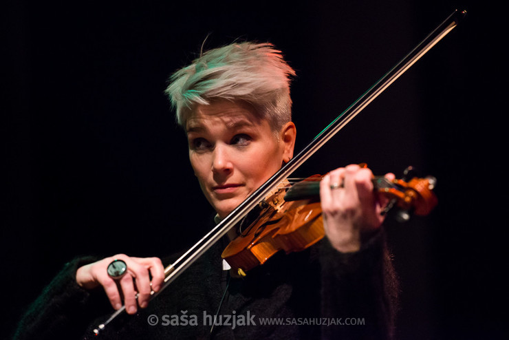 Špela Huzjak (Helika) @ Pekarna, Dvorana Gustaf, Maribor (Slovenia), 07/02/2015 <em>Photo: © Saša Huzjak</em>