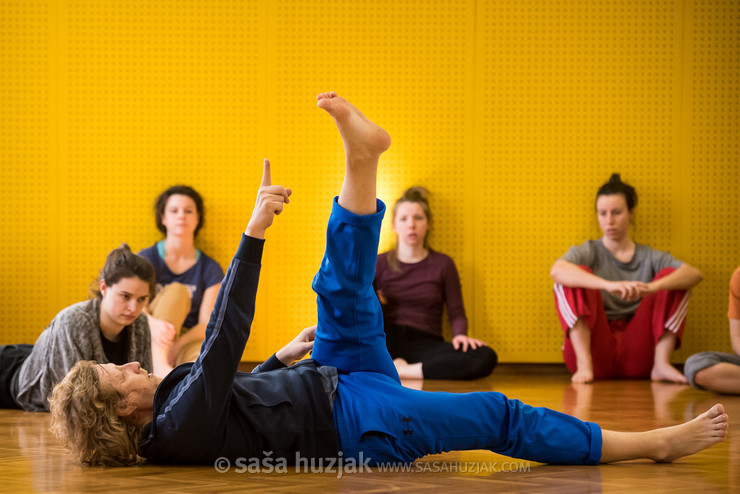 Contemporary dance "Embodying Now" (+17) - Milan Kozánek @ Zimska plesna šola / Winter dance school, Maribor (Slovenia), 22/02 > 25/02/2019 <em>Photo: © Saša Huzjak</em>
