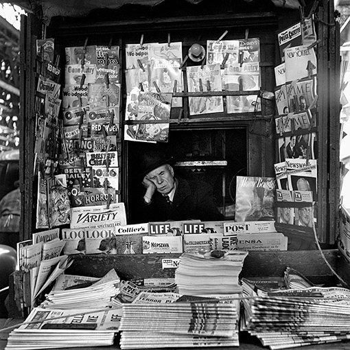 March 1954. New York, NY © Vivian Maier