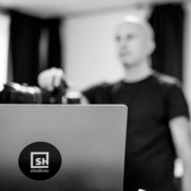 Pandora - Art of Pole studio photoshoot BTS <em>Photo: &copy; Neža Jančič</em>