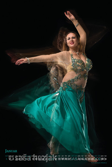 Edita Čerče "49,90", oriental dance calendar - January 2023 <em>Photo: © Saša Huzjak</em>