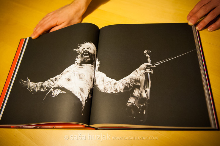 Rock Country, two-page spread with my photograph of Warren Ellis <em>Photo: © Saša Huzjak</em>