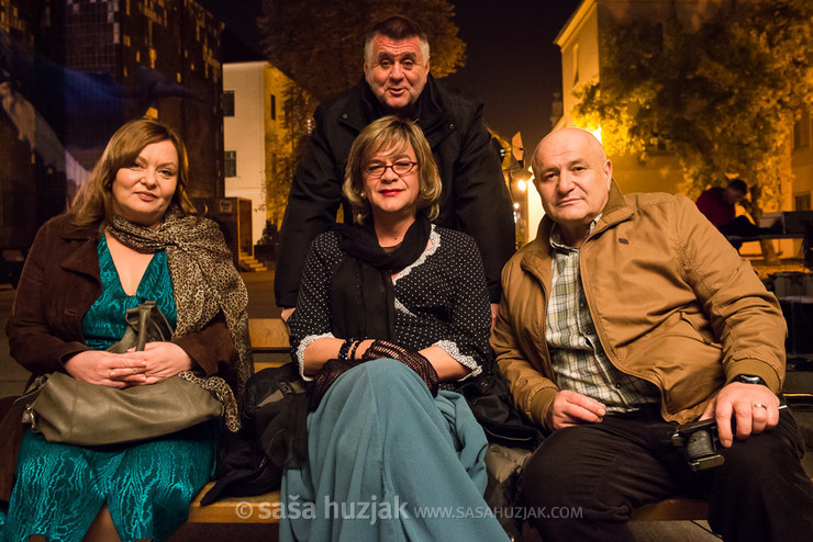 Director Rajko Grlić with the cast: Ksenija Marinković, Nebojša Glogovac and Dejan Aćimović (behind the scenes) <em>Photo: © Saša Huzjak</em>