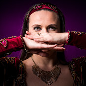 Edita Čerče (Silk Dance Company) <em>Photo: © Saša Huzjak</em>