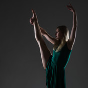 Dancers in studio photo shoot: Vanja Kolanovič <em>Photo: © Saša Huzjak</em>