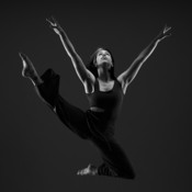 Dancers in studio photo shoot: Jasha Robnik <em>Photo: © Saša Huzjak</em>