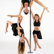 Pole dance studio photoshoot: Saša & kids <em>Photo: &copy; Saša Huzjak</em>