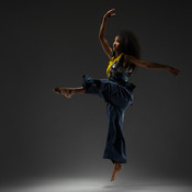 Dancers in studio photo shoot: Dalanda Diallo <em>Photo: &copy; Saša Huzjak</em>