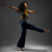 Dancers in studio photo shoot: Dalanda Diallo <em>Photo: &copy; Saša Huzjak</em>