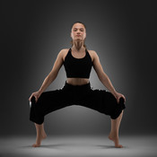 Dancers in studio photo shoot: Tjaša Šramel <em>Photo: © Saša Huzjak</em>