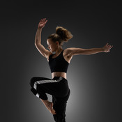 Dancers in studio photo shoot: Tjaša Šramel <em>Photo: © Saša Huzjak</em>