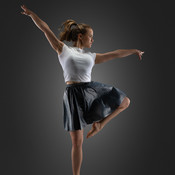 Dancers in studio photo shoot: Tjaša Šramel <em>Photo: © Saša Huzjak</em>