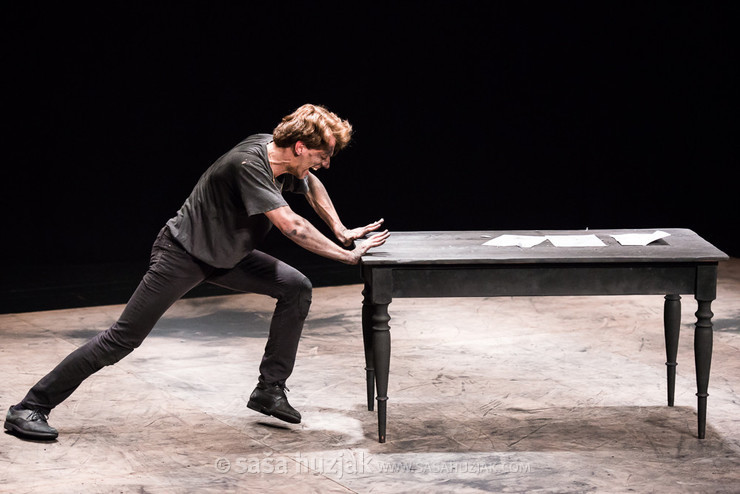 Matija Ferlin: Sad Sam Lucky @ 24. Odprta plesna scena, Festival Lent, Maribor (Slovenia), 2015 <em>Photo: © Saša Huzjak</em>