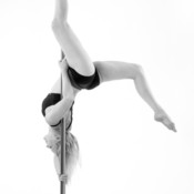 Sara R. (pole dance), 2021 <em>Photo: © Saša Huzjak</em>