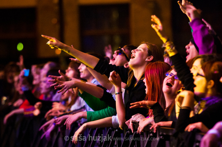 Klaxons fans @ 9. Žur z razlogom, Glavni trg, Maribor (Slovenia), 07/05/2011 <em>Photo: &copy; Saša Huzjak</em>