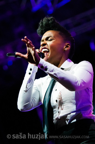 Janelle Monae @ Terraneo festival, Šibenik (Croatia), 2011 <em>Photo: © Saša Huzjak</em>