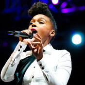 Janelle Monáe @ Terraneo festival 2011, ex vojarna Bribirski knezovi, Šibenik (Croatia), 09/08 > 13/08/2011 <em>Photo: © Saša Huzjak</em>