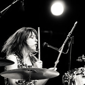 Linda Pitmon (The Baseball Project) @ Terraneo festival, Šibenik (Croatia), 2011 <em>Photo: © Saša Huzjak</em>
