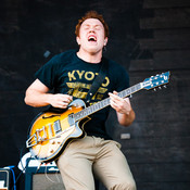 Jamie MacColl (Bombay Bicycle Club) @ FM4 Frequency festival, St. Pölten (Austria), 2011 <em>Photo: © Saša Huzjak</em>