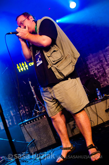 Robert Ivačič @ 1. Blues Harp festival, Cvetličarna, Ljubljana (Slovenia), 03/09/2011 <em>Photo: © Saša Huzjak</em>