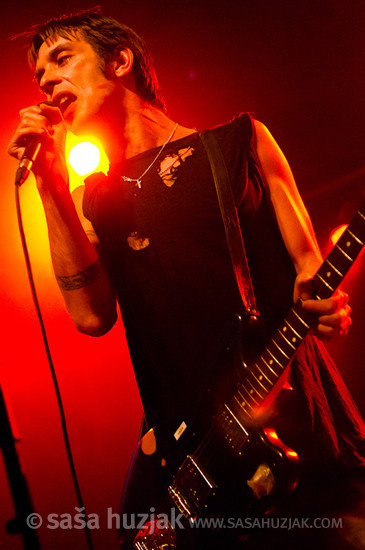 Dan Boeckner (Handsome Furs) @ Tvornica kulture, Zagreb (Croatia), 30/09/2011 <em>Photo: © Saša Huzjak</em>