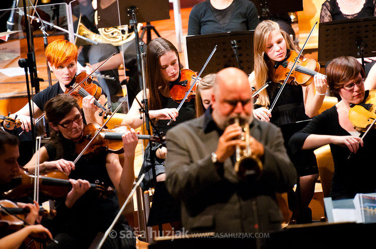 Randy Brecker & Jeunesses Orchester Leibnitz @ Kulturzentrum Leibnitz, Hugo Wolf Saal, Leibnitz (Austria), 08/10/2011 <em>Photo: © Saša Huzjak</em>