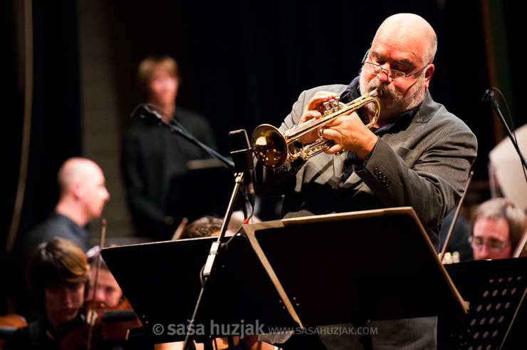 Randy Brecker & Jeunesses Orchester Leibnitz @ Kulturzentrum Leibnitz, Hugo Wolf Saal, Leibnitz (Austria), 08/10/2011 <em>Photo: © Saša Huzjak</em>