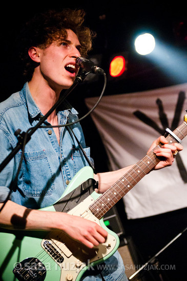 Daniel Blumberg (Yuck) @ Magnet club, Berlin (Germany), 01/11/2011 <em>Photo: © Saša Huzjak</em>