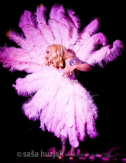 Mimi Le Meaux (Cabaret New Burlesque) @ Narodni dom Maribor, Velika dvorana, Maribor (Slovenia), 04/04/2012 <em>Photo: © Saša Huzjak</em>