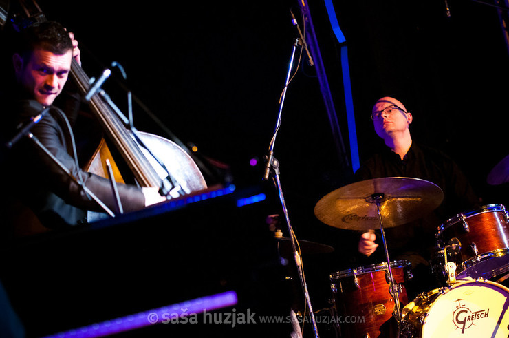 Artur Dutkiewicz Trio @ Kino Udarnik, Maribor (Slovenia), 20/04/2012 <em>Photo: © Saša Huzjak</em>