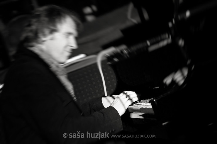 Artur Dutkiewicz (Artur Dutkiewicz Trio) @ Kino Udarnik, Maribor (Slovenia), 20/04/2012 <em>Photo: © Saša Huzjak</em>