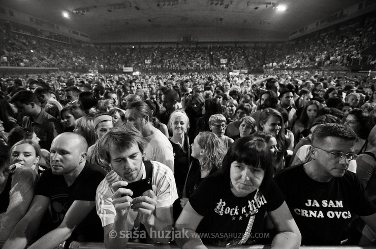 Waiting for Zaz @ Dom sportova, Zagreb (Croatia), 03/06/2012 <em>Photo: © Saša Huzjak</em>