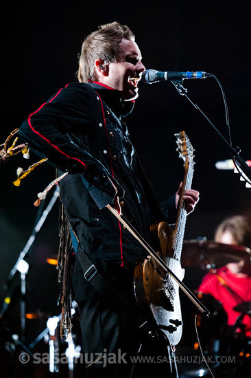 Jónsi Birgisson (Sigur Rós) @ MARS Festival 2012, Trg Leona Štuklja, Maribor (Slovenia), 05/09/2012 <em>Photo: © Saša Huzjak</em>