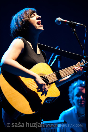 mojcArt @ MARS Festival 2012, Trg Leona Štuklja, Maribor (Slovenia), 05/09/2012 <em>Photo: © Saša Huzjak</em>