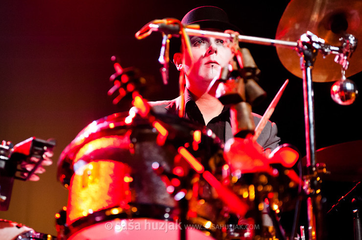 Mike Pickering (The Tiger Lillies) @ Kino Šiška, Ljubljana (Slovenia), 12/12/2012 <em>Photo: © Saša Huzjak</em>