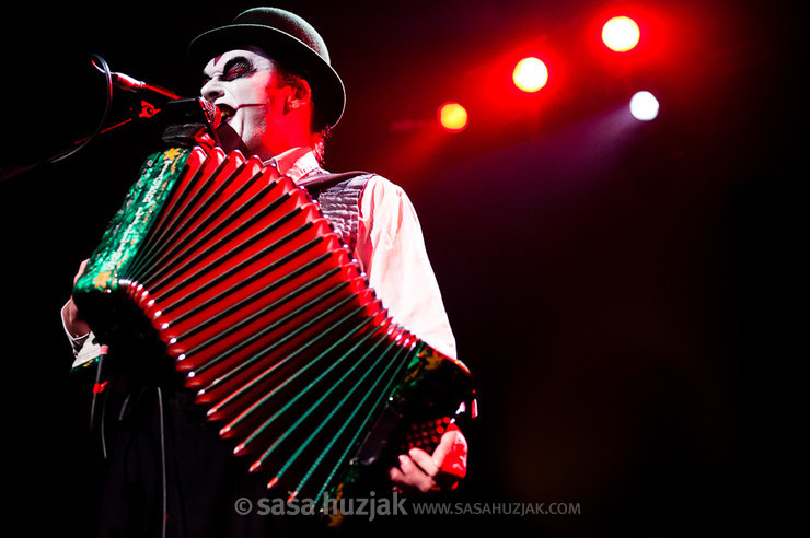 Martyn Jacques (The Tiger Lillies) @ Kino Šiška, Ljubljana (Slovenia), 12/12/2012 <em>Photo: © Saša Huzjak</em>