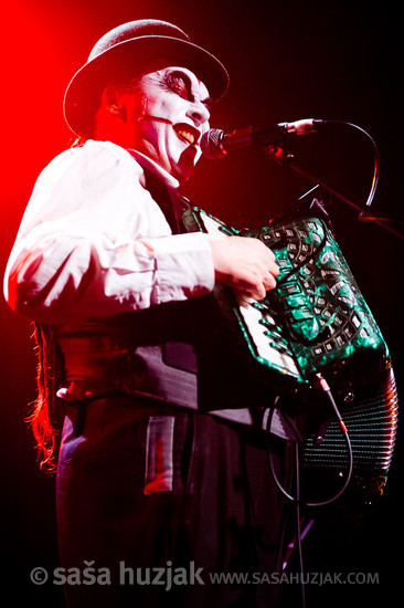 Martyn Jacques (The Tiger Lillies) @ Kino Šiška, Ljubljana (Slovenia), 12/12/2012 <em>Photo: © Saša Huzjak</em>