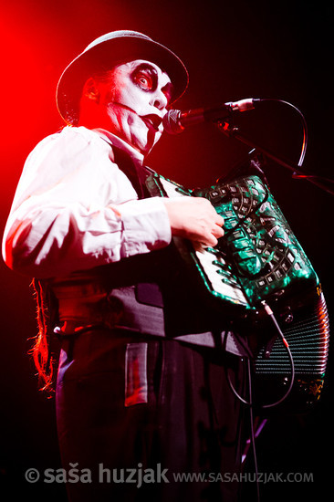 Martyn Jacques (The Tiger Lillies) @ Kino Šiška, Ljubljana (Slovenia), 12/12/2012 <em>Photo: © Saša Huzjak</em>