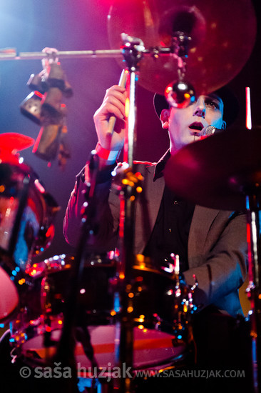 Mike Pickering (The Tiger Lillies) @ Kino Šiška, Ljubljana (Slovenia), 12/12/2012 <em>Photo: © Saša Huzjak</em>