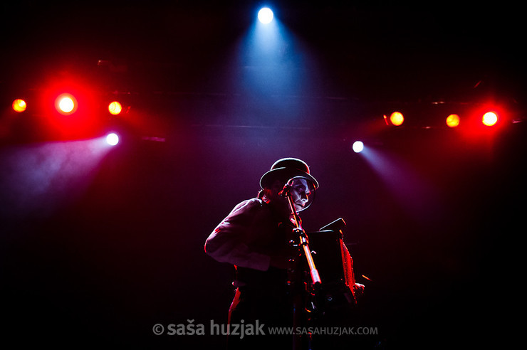 Martyn Jacques (The Tiger Lillies) @ Kino Šiška, Ljubljana (Slovenia), 12/12/2012 <em>Photo: © Saša Huzjak</em>