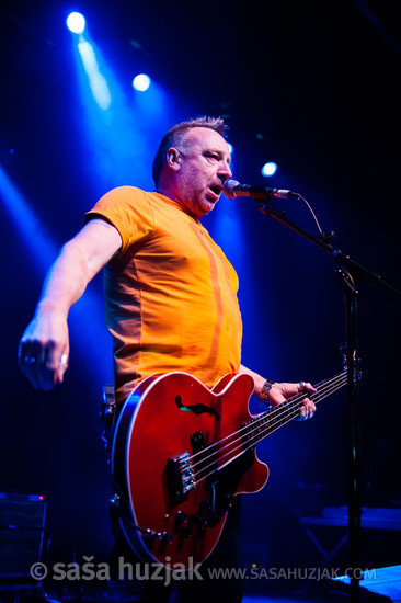 Peter Hook (Peter Hook & The Light) @ Kino Šiška, Ljubljana (Slovenia), 22/03/2013 <em>Photo: © Saša Huzjak</em>