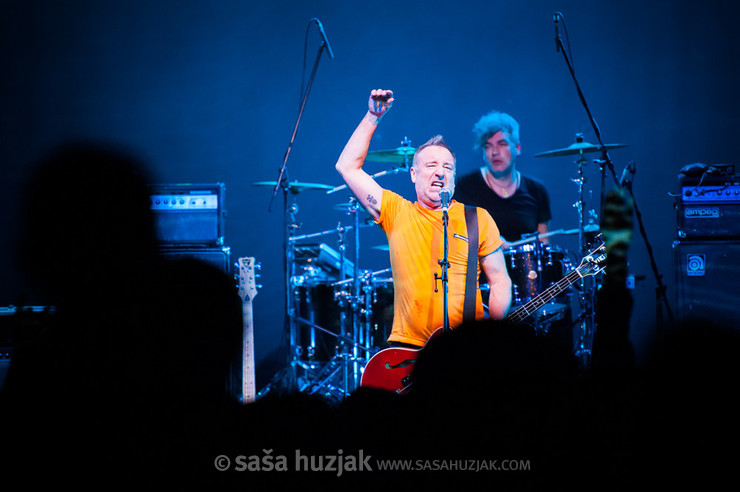 Peter Hook & The Light @ Kino Šiška, Ljubljana (Slovenia), 22/03/2013 <em>Photo: © Saša Huzjak</em>