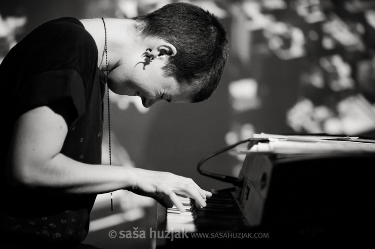 Kaja Draksler (Bad Boosh Band) @ Narodni dom Maribor, Mali oder, Maribor (Slovenia), 10/05/2013 <em>Photo: © Saša Huzjak</em>