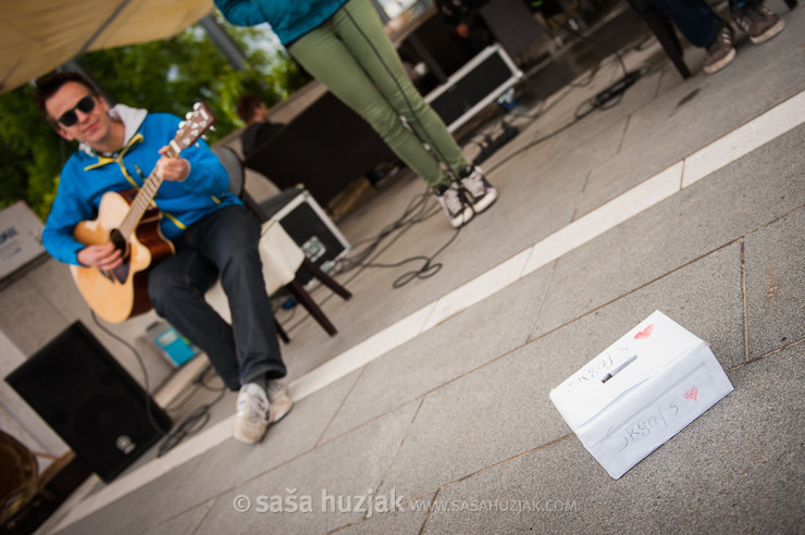 Trash Candy, acoustic @ Skejtaj s srcem, Postojna, 24/05/2013 <em>Photo: © Saša Huzjak</em>