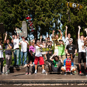 With supporters at Izola's skate park @ Skejtaj s srcem, Dolga vas - Izola (Slovenia), 20/05 > 26/05/2013 <em>Photo: © Saša Huzjak</em>