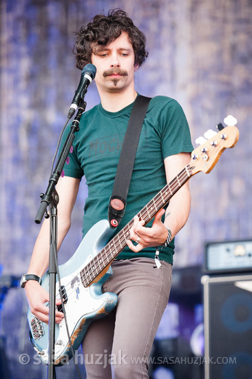 Gordon Moakes (Bloc Party) @ Bažant Pohoda festival, Trenčín (Slovakia), 11/07 > 13/07/2013 <em>Photo: © Saša Huzjak</em>