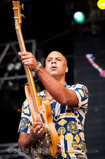 Senon Williams (Dengue Fever) @ Bažant Pohoda festival, Trenčín (Slovakia), 11/07 > 13/07/2013 <em>Photo: © Saša Huzjak</em>