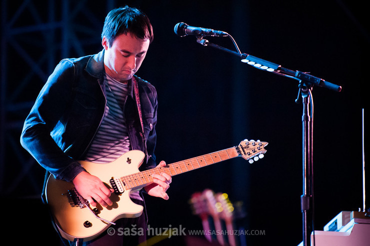 Jeff Schroeder (The Smashing Pumpkins) @ Bažant Pohoda festival, Trenčín (Slovakia), 11/07 > 13/07/2013 <em>Photo: © Saša Huzjak</em>